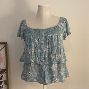 Floral Blue White Women's Flutter Sleeve Ruffle Hem Blouse Top | Size L